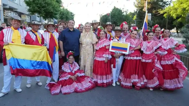 Marmaraereğlisi’nde Tarihi Gece: Perinthos FolkFest’e Binlerce Kişi Akın Etti